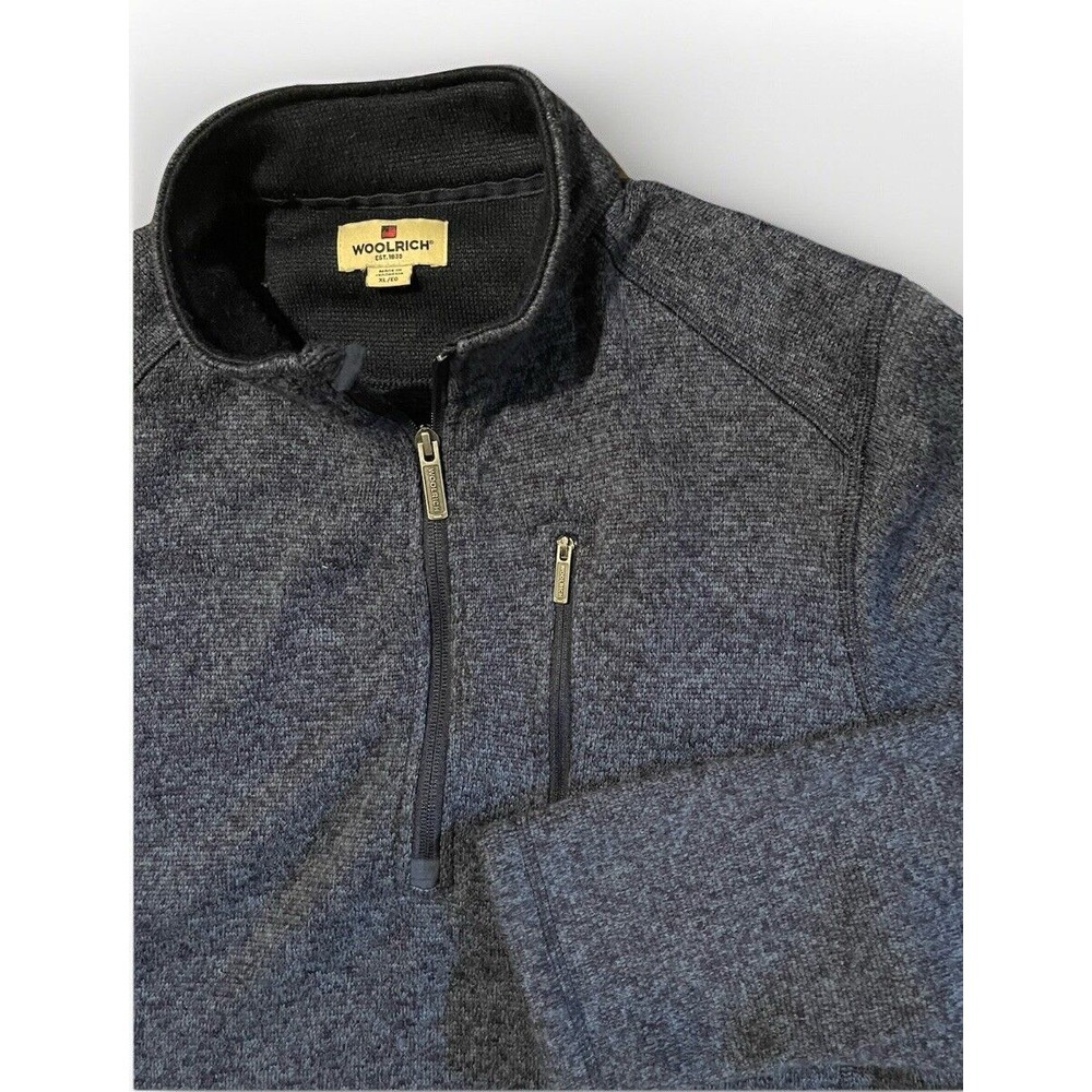 Woolrich Men's XL Blue Fleece Pullover‎ With Chest Pocket Quarter Zip Sweater